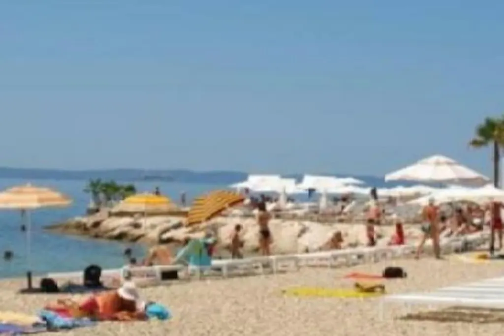 Bright And Colourful Apartment Luce -Sandy Beach Split Croatia
