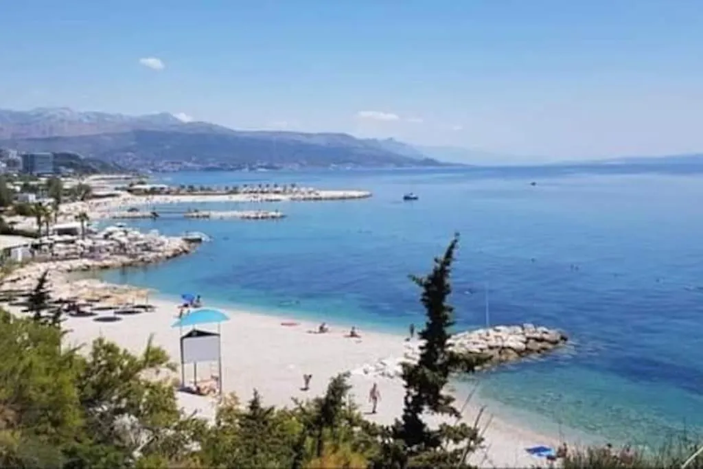 Bright And Colourful Apartment Luce -Sandy Beach Split 0*,