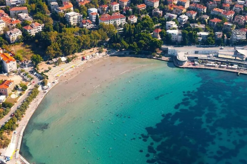 Bright And Colourful Apartment Luce -Sandy Beach Split