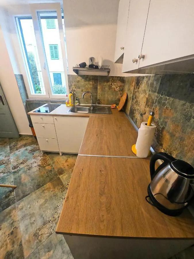 Bright And Colourful Apartment Luce -Sandy Beach Split