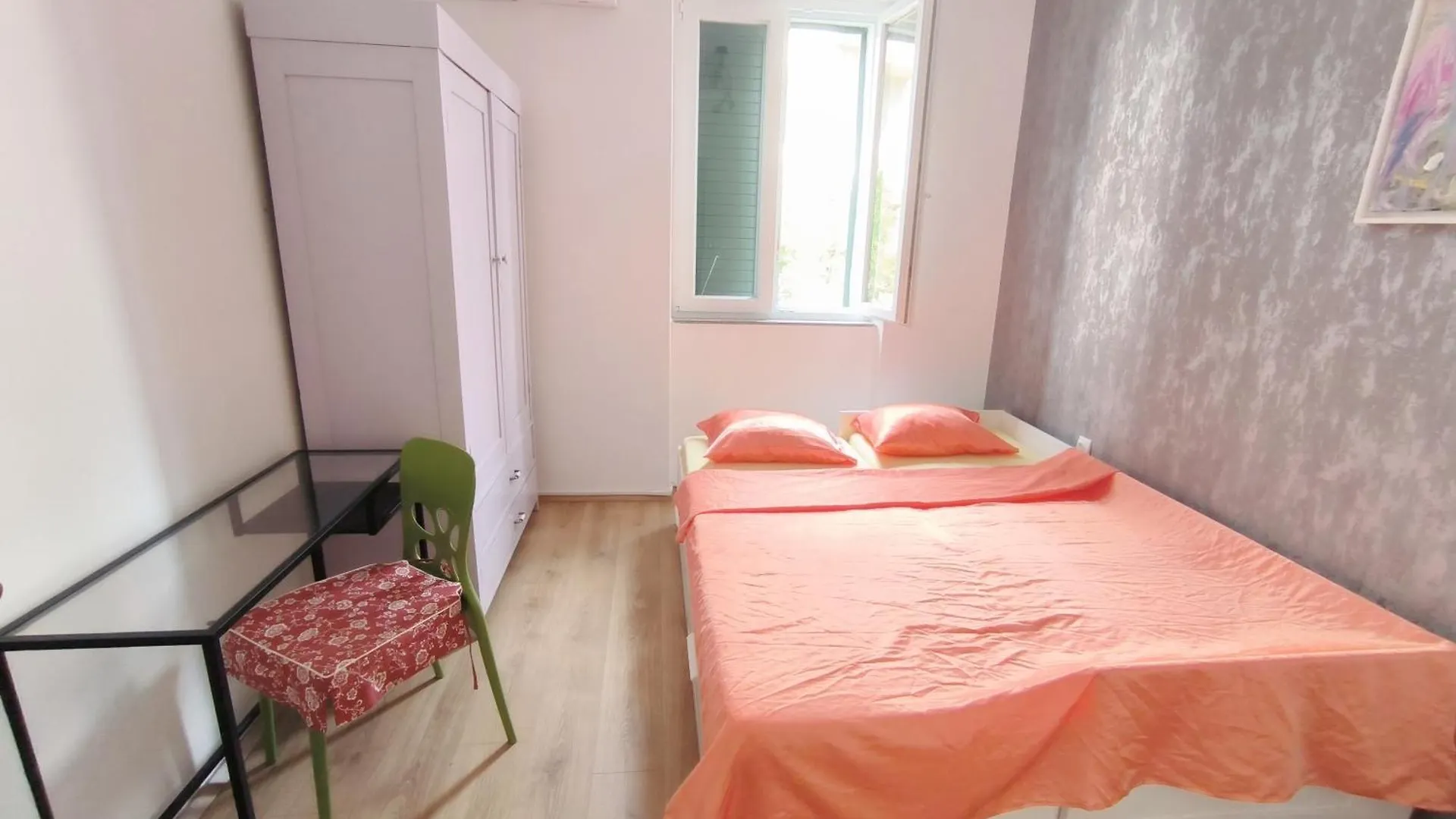 Bright And Colourful Apartment Luce -Sandy Beach Split Croatia