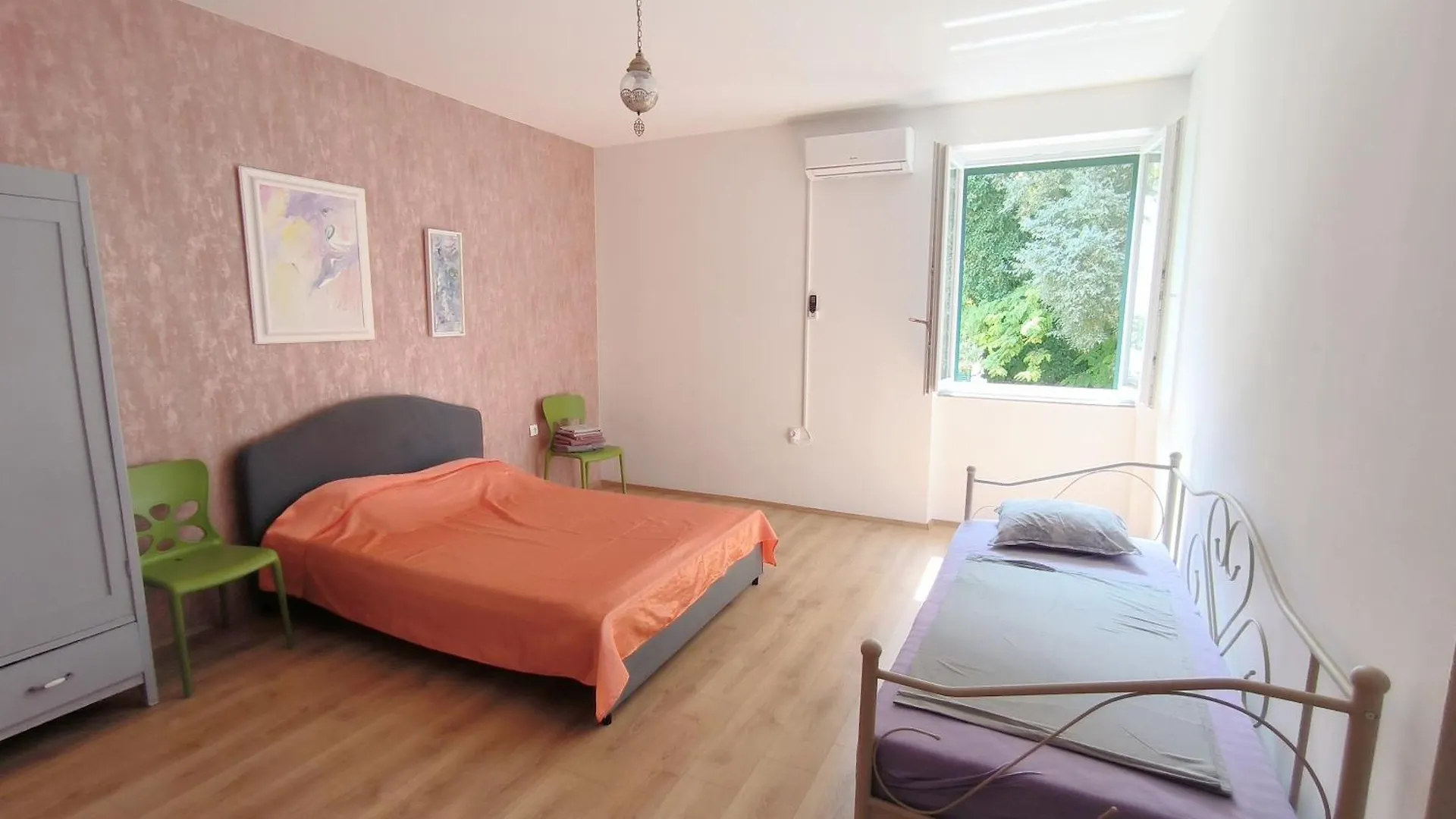 Bright And Colourful Apartment Luce -Sandy Beach Split